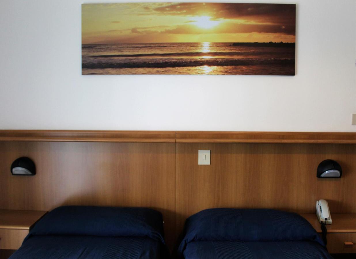 Hotel Palme Park & Beach Included ลิโดดิเยโซโล ภายนอก รูปภาพ
