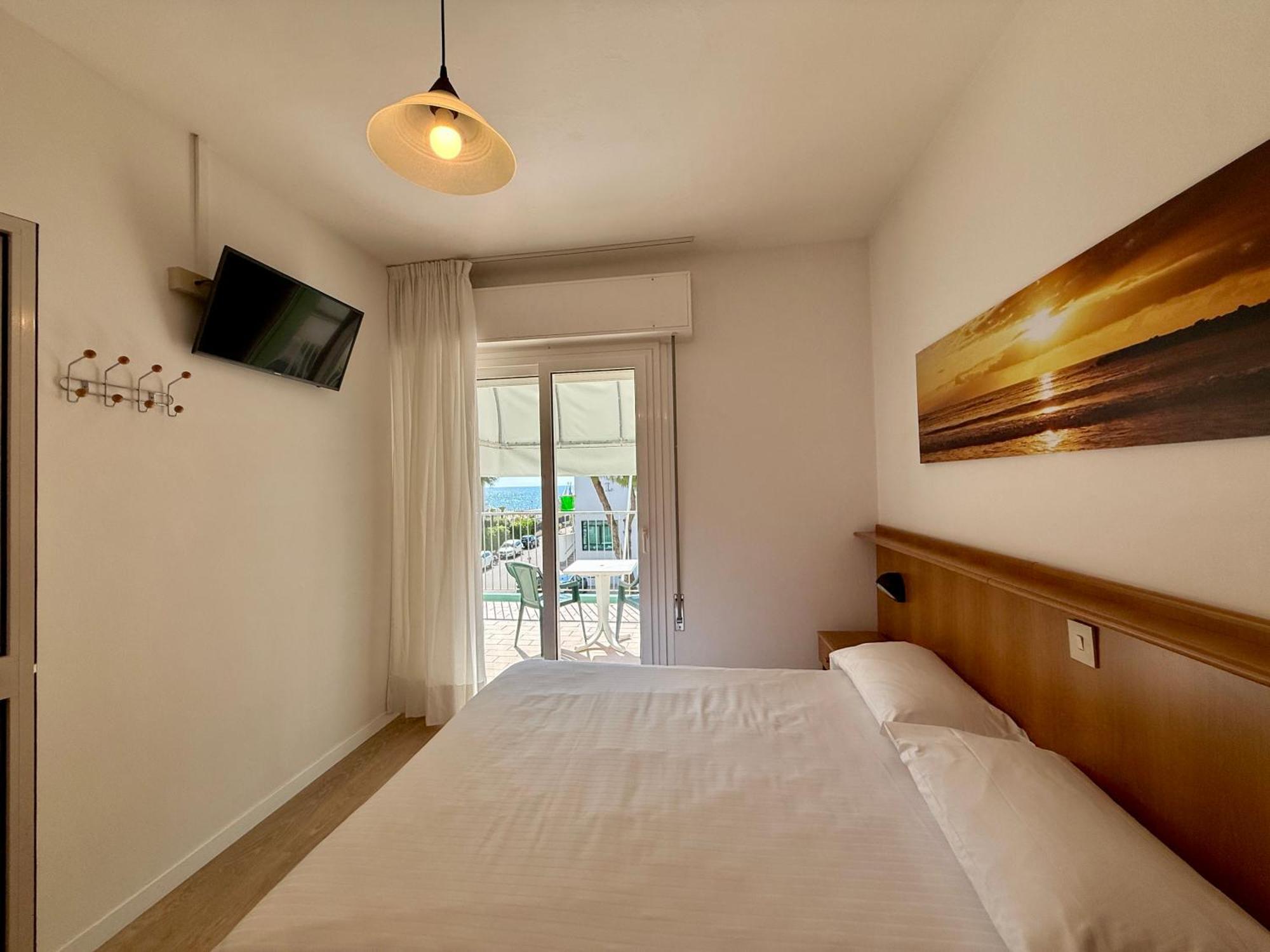 Hotel Palme Park & Beach Included ลิโดดิเยโซโล ภายนอก รูปภาพ